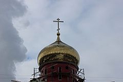 Изготовление и монтаж купола с крестом для храма в честь Сретения Господня в Бирюлево